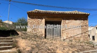 Almacén en Algueña