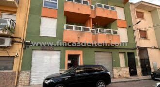 Piso con ascensor en Pinoso