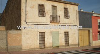 Casa de pueblo en venta en Algueña