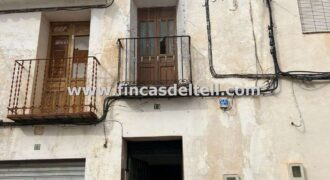 Casa de pueblo a reformar en el centro de Barinas