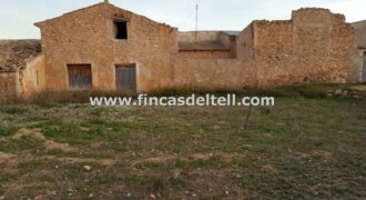 Casa de campo a reformar en Algueña