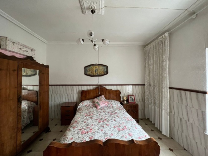 Jumilla,3 Dormitorios Dormitorios,1 Habitación Habitaciones,1 BañoBaños,Vivienda,1878