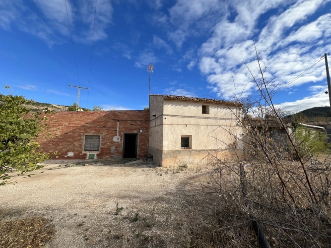 Pinoso Area,4 Dormitorios Dormitorios,1 BañoBaños,Casa de campo aislada / Country house detached,2251